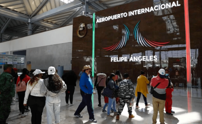 Guacamaya: Sedena busca operar su propia aerolínea 