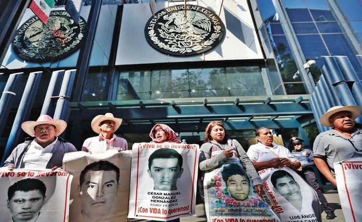 Nombran a Rosendo Gómez Piedra como nuevo fiscal especial del caso Ayotzinapa