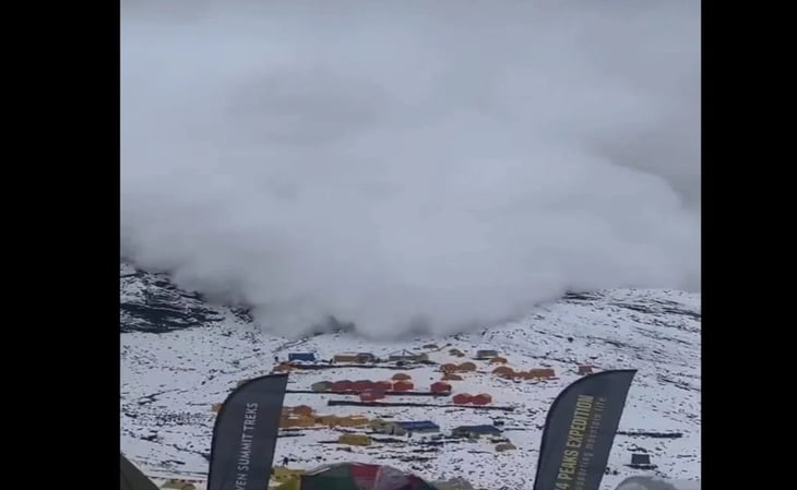 Avalancha en el Himalaya deja al menos 26 muertos