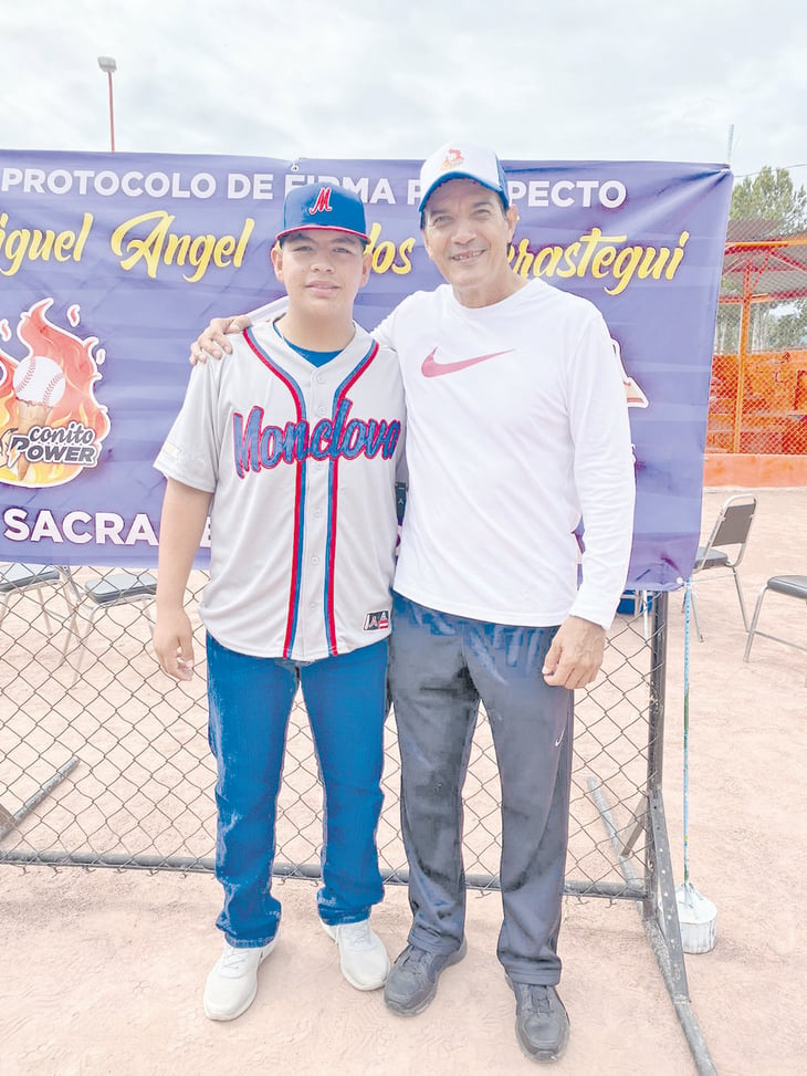 Acereros de Monclova firma nuevo prospecto apadrinado por Ricardo Sáenz