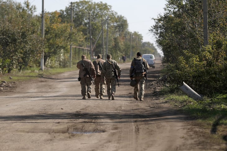 Rusia sustituye a comandante de guerra en Ucrania, tras derrotas