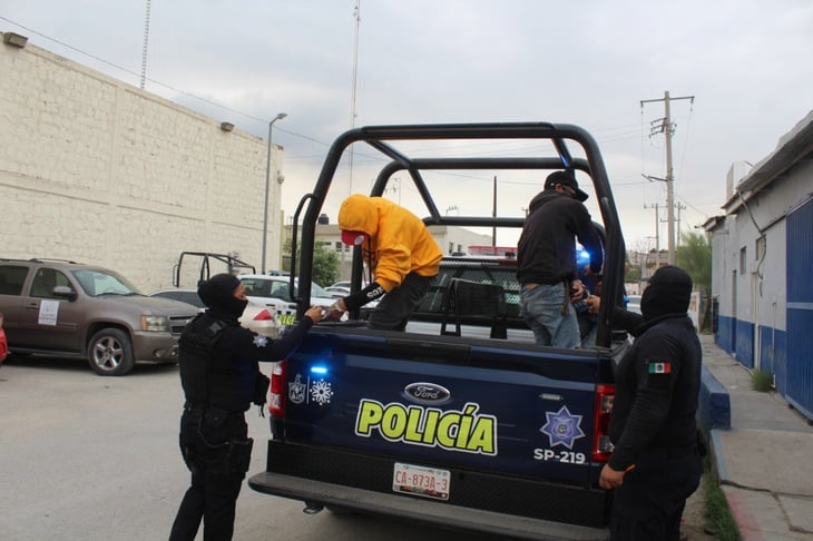 Tres adictos a los inhalantes fueron detenidos por drogarse en la vía pública en Monclova 