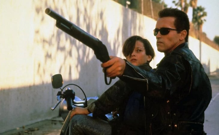 ¡No podrás creerlo! Así luce ‘John Connor’ de la película ‘Terminator 2’