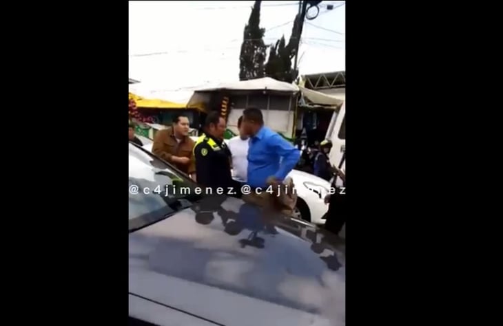Video:'Yo soy diputada', presuntos políticos del PRD rodean y agreden a policía de tránsito de la CDMX