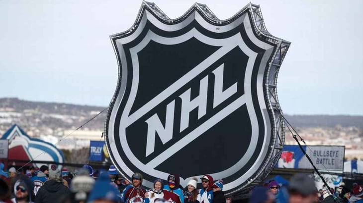 Comisionado de NHL señala interés de equipos en jugar en CDMX