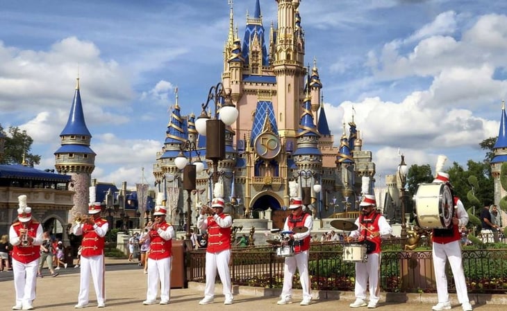 Disney World en Orlando lanza descuentos en hoteles para fin de año