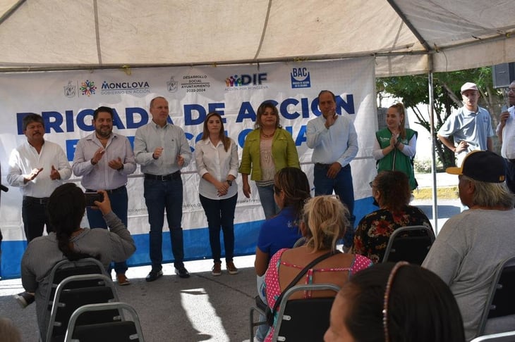 Vecinos de la Margarito Silva reciben la Brigada de Acción en tu Colonia