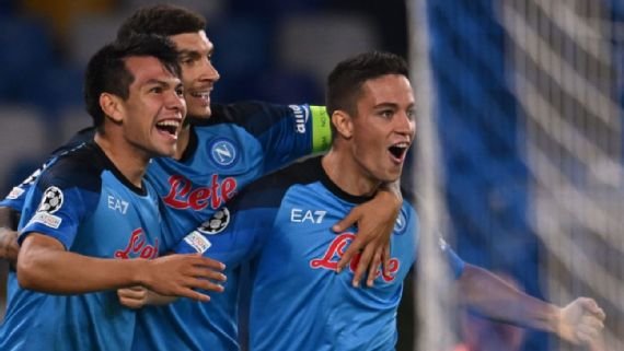 'Chucky' Lozano gana el duelo de mexicanos contra Edson Álvarez y Jorge Sánchez en la Champions League