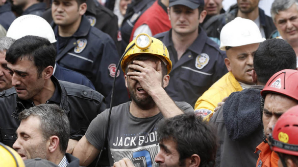 'Una escena espantosa': Suben a 40 los muertos por explosión en mina en Turquía