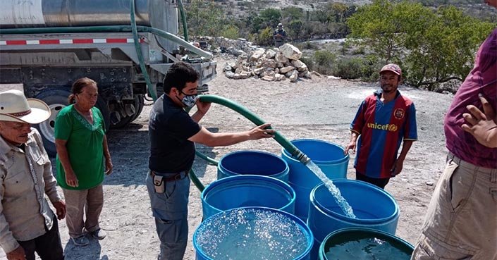 Colonias de Monclova carecen de agua potable
