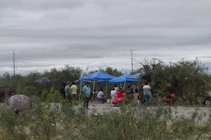 'Paracaidistas' siguen por segundo día posesionados de terreno en Frontera
