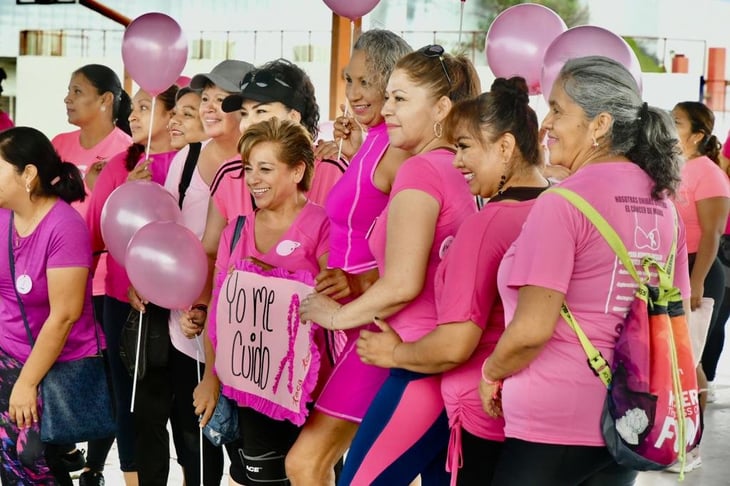 Pide primera dama hacer frente común contra cáncer de mama