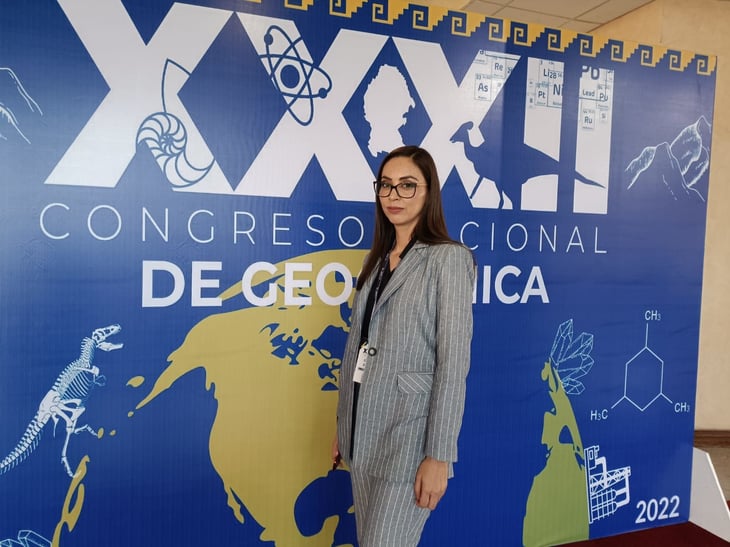UAdeC presencio congreso de geoquímica