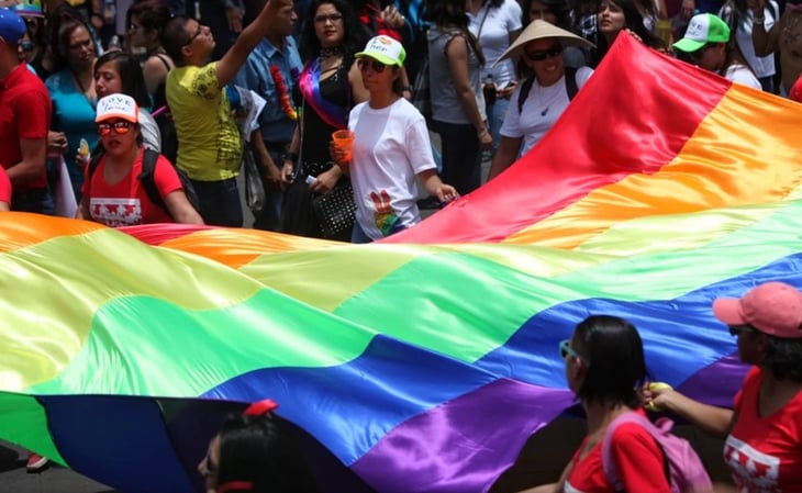 México se pinta de arcoiris; solo dos estados no es legal