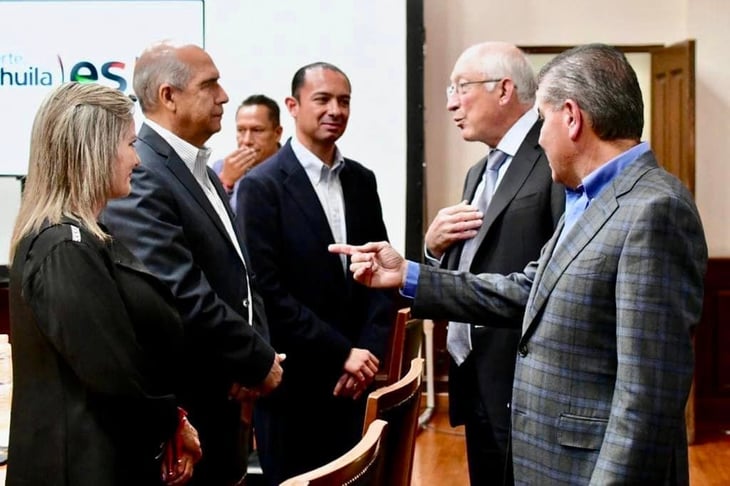 Alcalde Mario Dávila se reúne con alcaldes de Coahuila 
