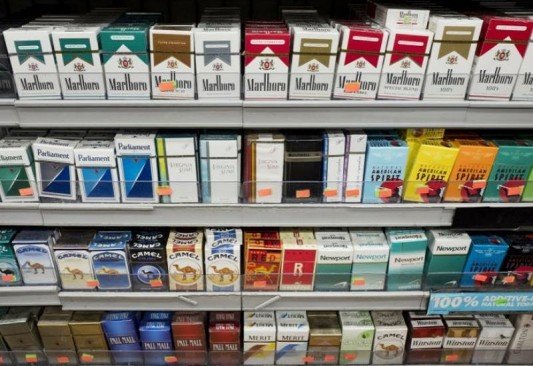 La SSa prohibirá exhibición de cigarros en tiendas