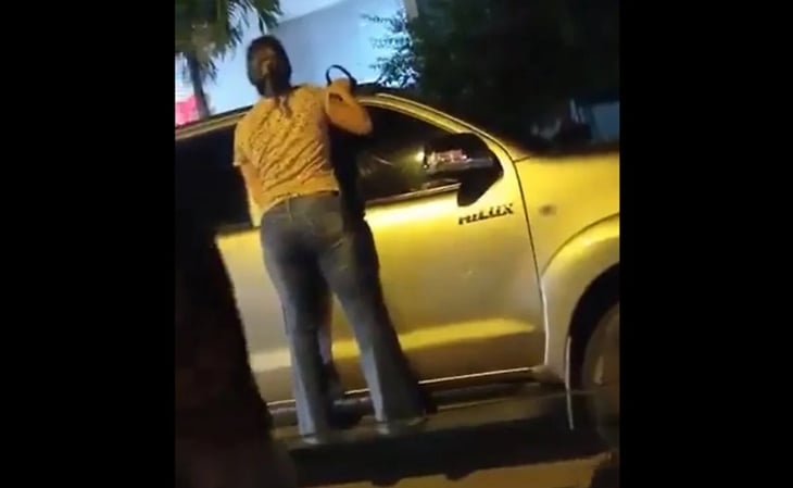 Video: la reacción viral de una mujer al sorprender a su pareja con su amante dentro de un auto
