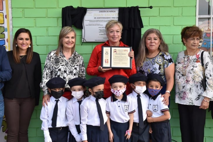 Municipio de Piedras Negras celebra 40 aniversario del Jardín de Niños, Juan Escutia, con programa “Todos a la Escuela”