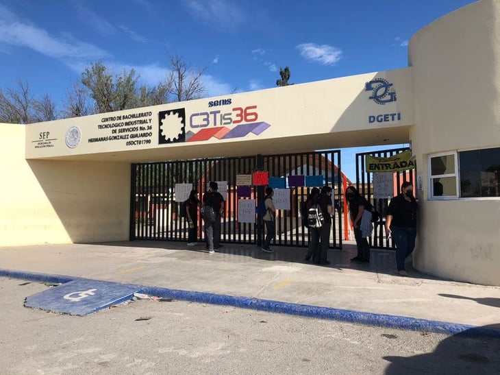 Alumnos del CBTis 36 sin clases por maestros en huelga contra la APF