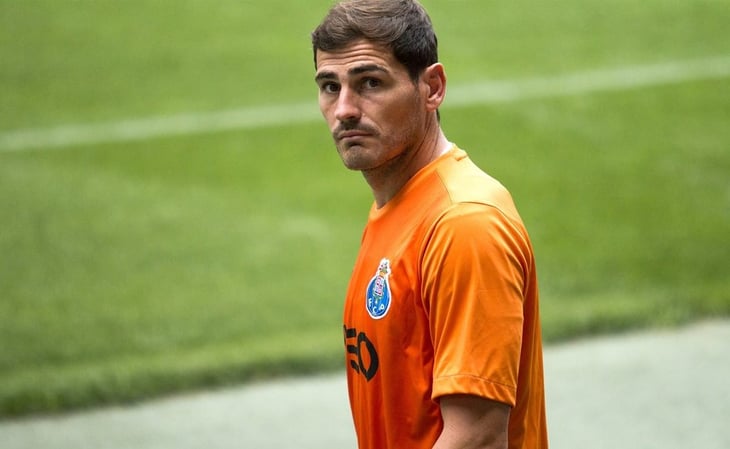 Iker Casillas vuelve a encender las redes con polémico tweet