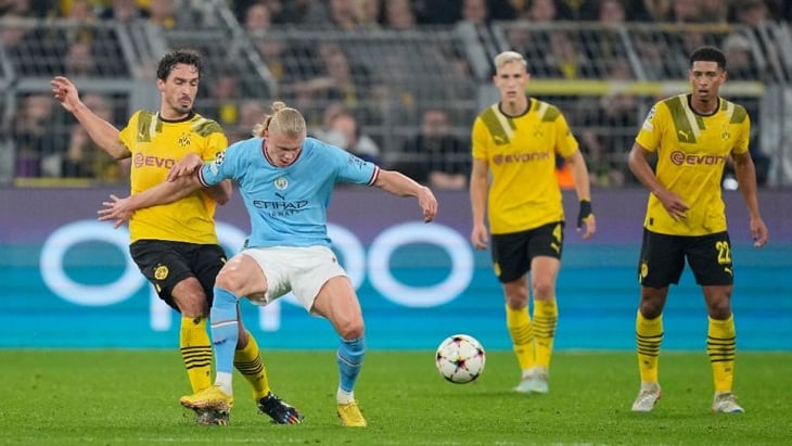 Manchester City y Dortmund empataron para asegurar su lugar en Octavos de la Champions