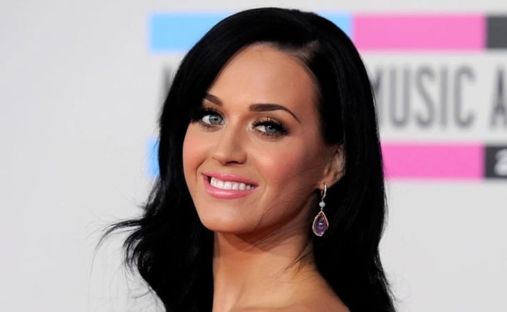 El ojo de Katy Perry se paraliza durante concierto por este padecimiento