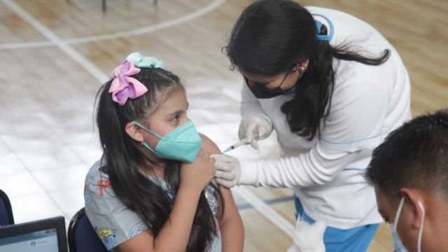 Frontera vacunará con Pfizer a 10 mil niños de 5 a 11 años