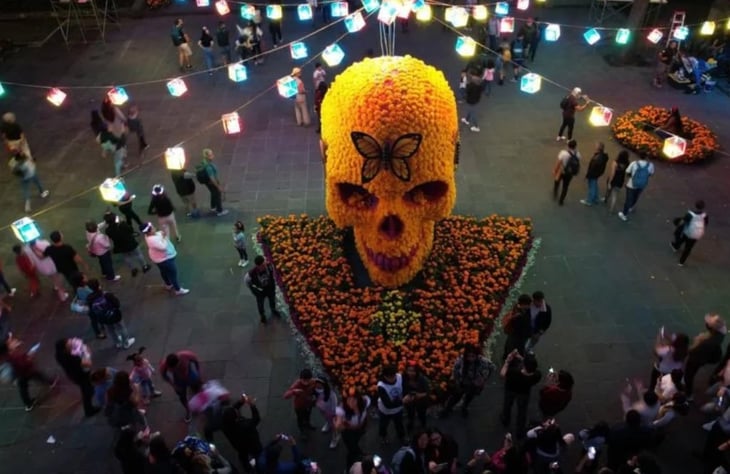 Ofrendas 'Iluminado almas', recorrido nocturno en Chapultepec