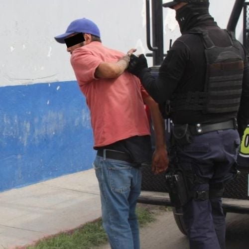 Drogadicto golpea a mujer y bebé en la colonia Pipila en Monclova 