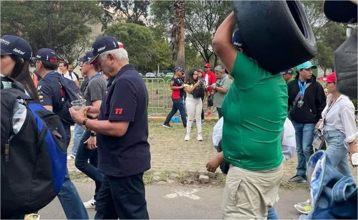 Aficionado mexicano se lleva a casa de 'recuerdo' neumático del GP