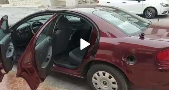 Ladrones roban vehículo en la colonia Deportivo de Monclova