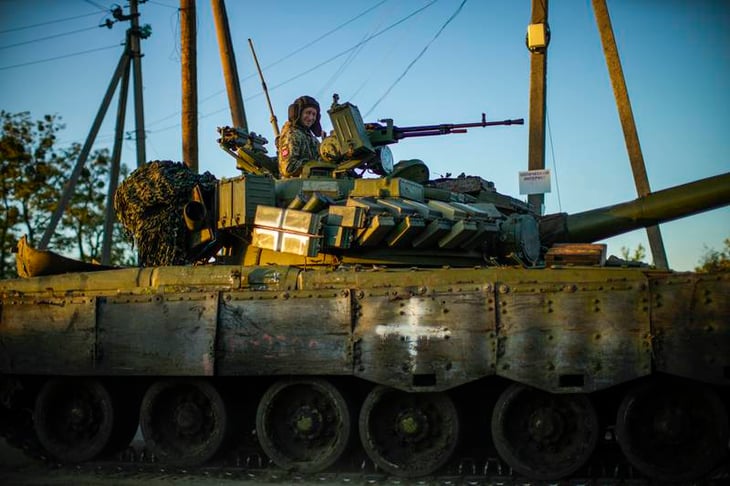 EU envía ayuda a Ucrania; incluye tanques y misiles por 400 mdd
