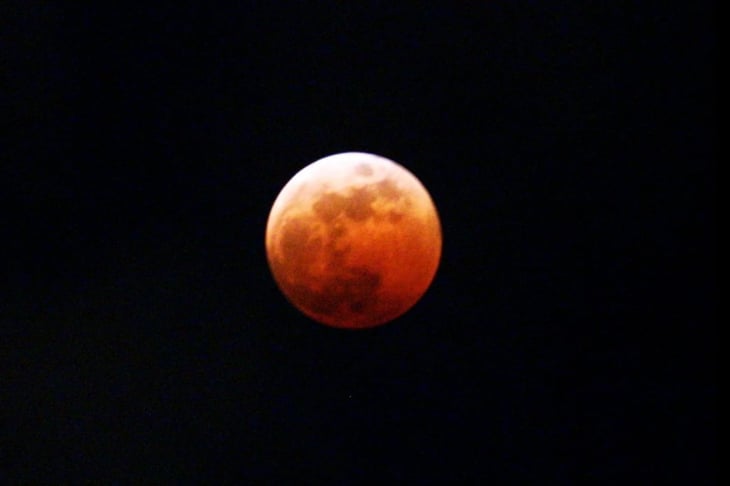 Eclipse lunar total, el único que habrá hasta dentro de tres años: ¿Dónde ver la transmisión?