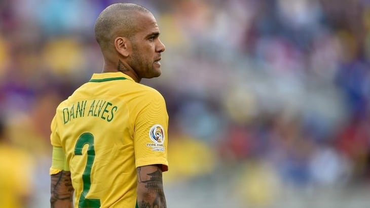 Dani Alves, jugador de Pumas, asistirá con Brasil a Mundial de Qatar 2022