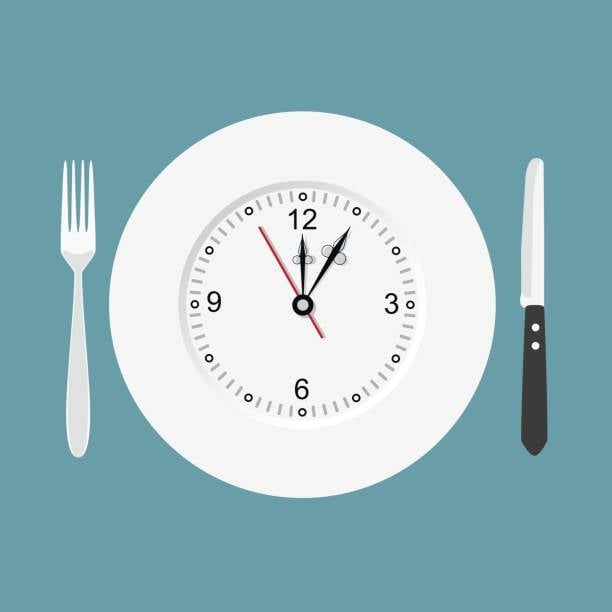 ¿Se debería comer más lento? Estos son algunos consejos para lograrlo
