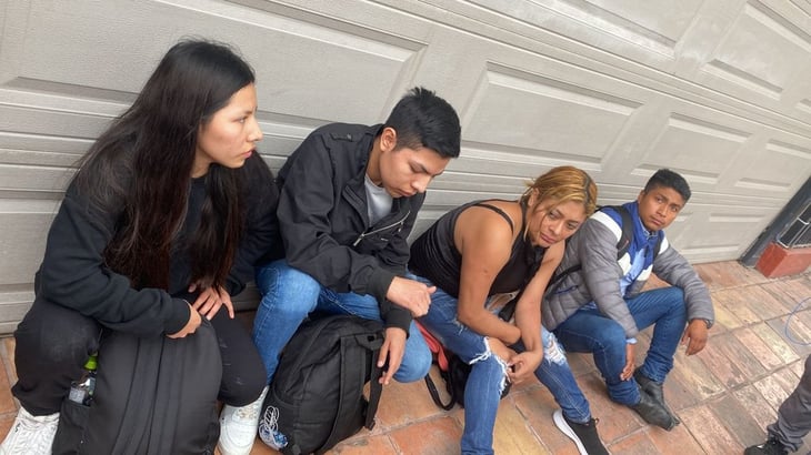 Mujer que guiaba a tres mexicanos es detenida