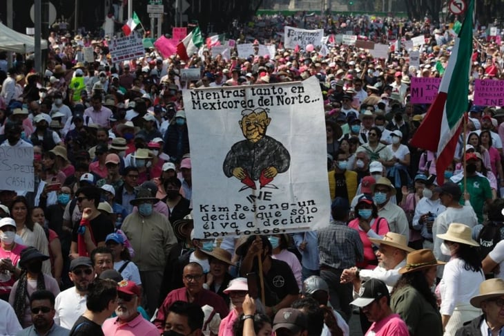 'Que solo los de prepa terminada voten'; marcha en defensa del INE vuelve a abrir la herida del clasismo en México