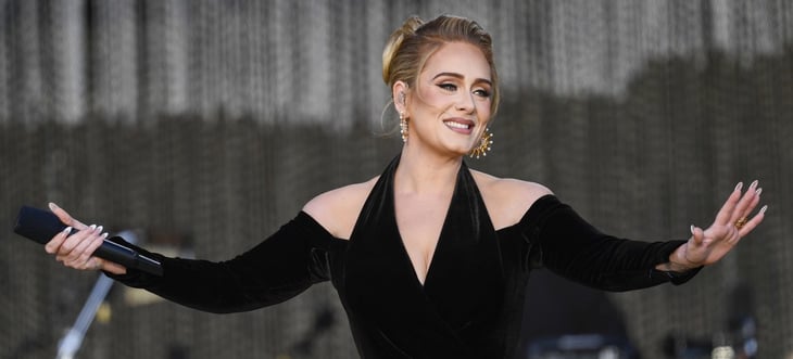 Adele usa un impresionante sistema tecnológico para proteger su voz