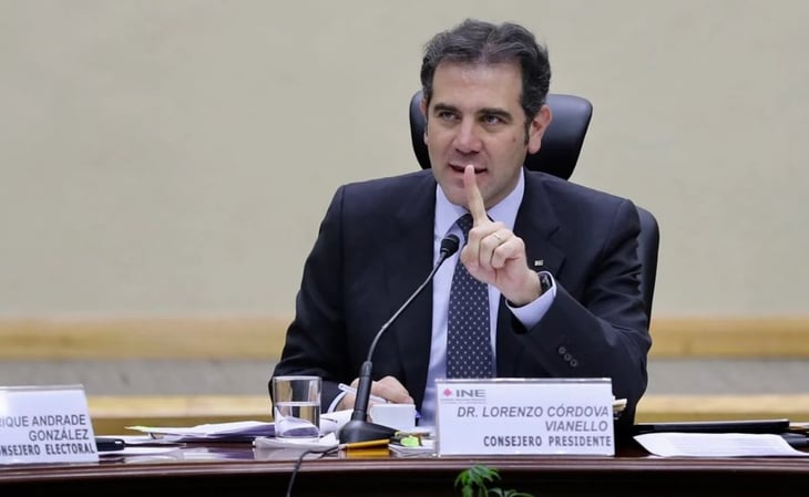 Lorenzo Córdova llama a autoridades electorales a no caer en confrontación ante ataques