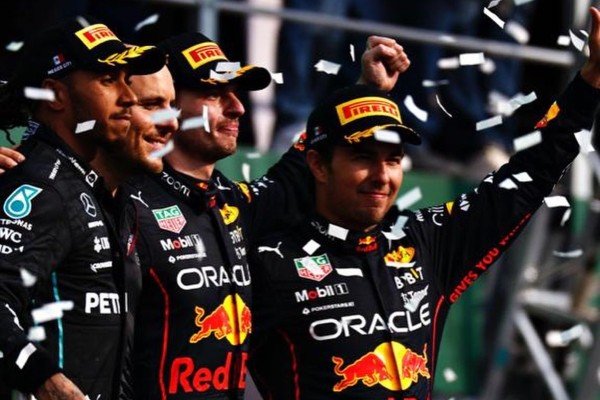 Checo: Carlos Slim recibió propuesta en internet tras 'desaire' de Verstappen a Pérez