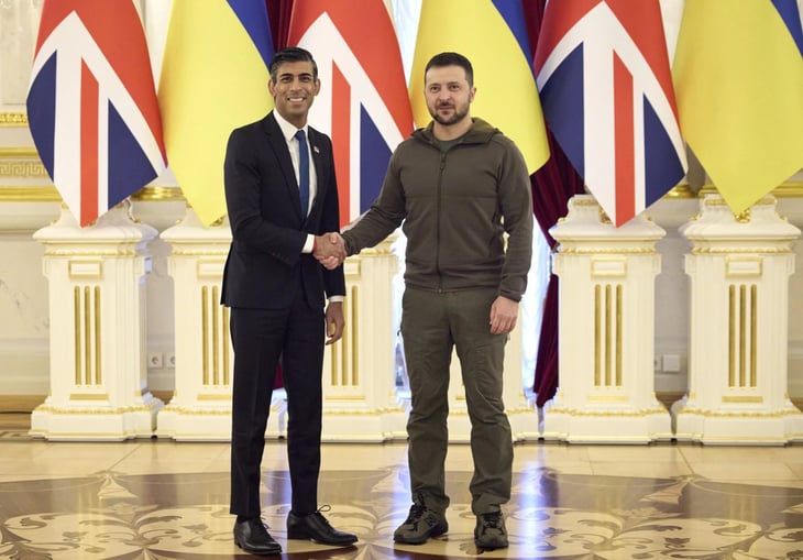 Sunak visita a Zelenski en Ucrania para expresarle el apoyo del Reino Unido