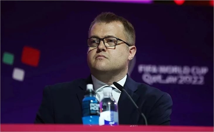 Director de comunicación de la FIFA se declara gay en Qatar previo a la inauguración