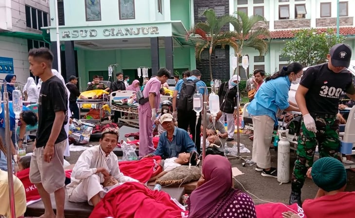 'La mayoría eran niños': aumenta a 162 cifra de muertos por sismo en Indonesia