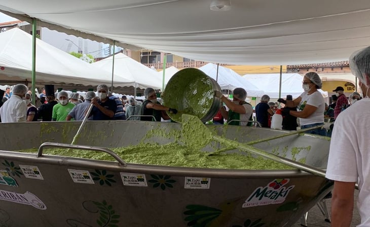Michoacán rompe el Récord Guinness del guacamole más grande del mundo