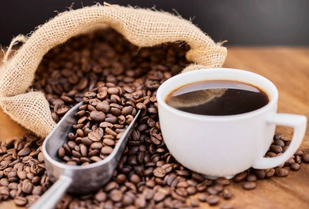 La relación entre el café, el colesterol y cómo afecta la salud