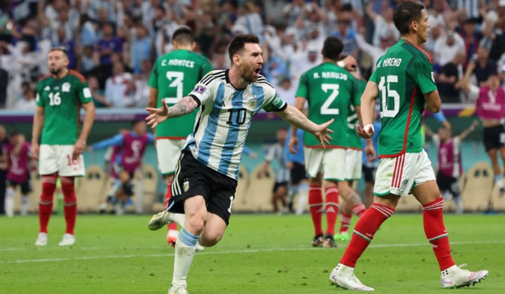 Messi y Argentina ponen contra la pared a México al ganar 2-0