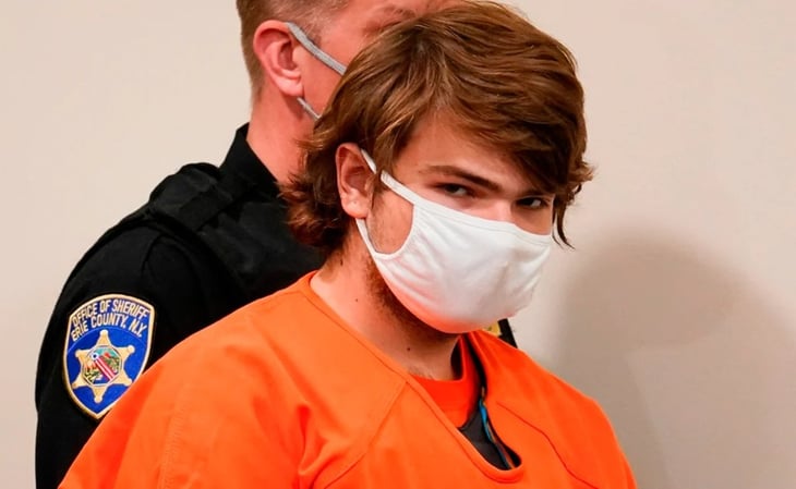 Autor de masacre en Buffalo, se declara culpable de cargos estatales