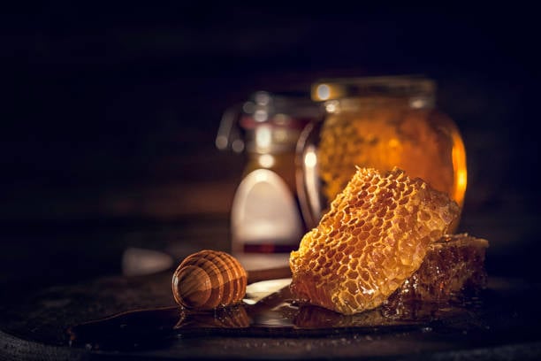 Beneficios de consumir la miel natural