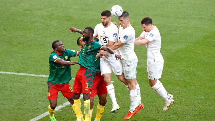 Camerún y Serbia empatan 3-3 en el grupo G