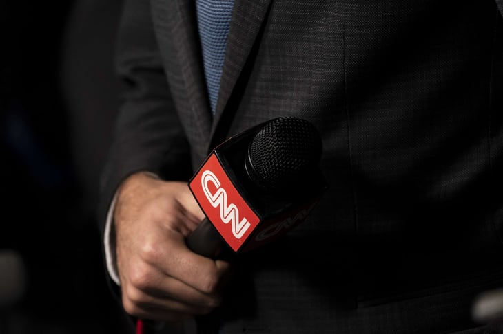 CNN acomete 'cientos' de despidos que afectarán a colaboradores